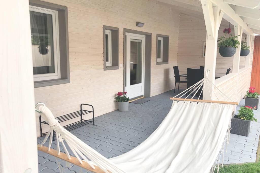 Casa Tibor Apartamento Hajdúszoboszló Exterior foto